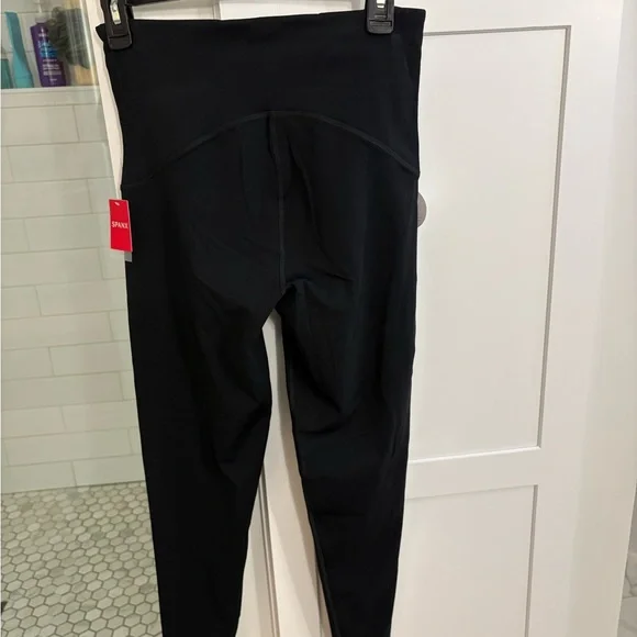 NWT SPANX Booty Boost Full Length Leggings - Picture 5 of 8